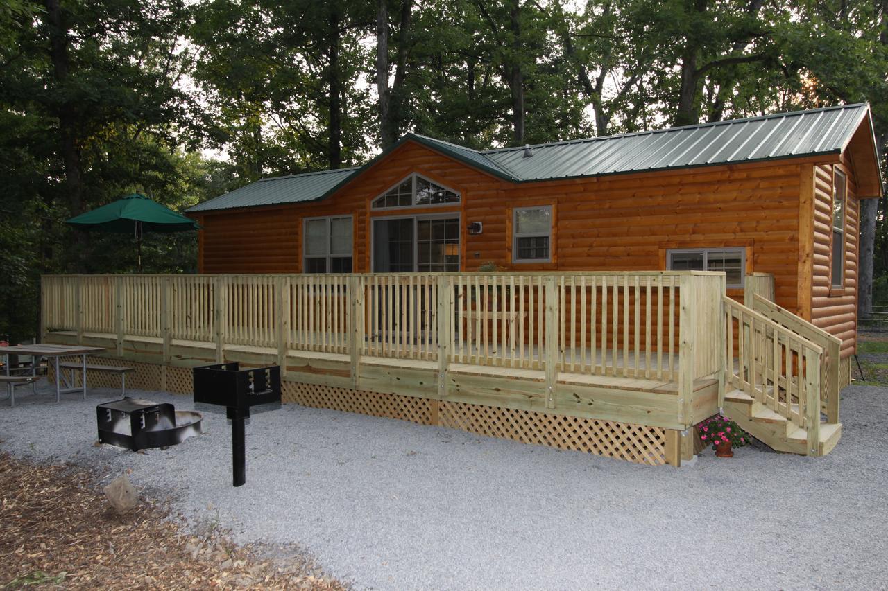 Two-Bedroom House,626795807:JPEG